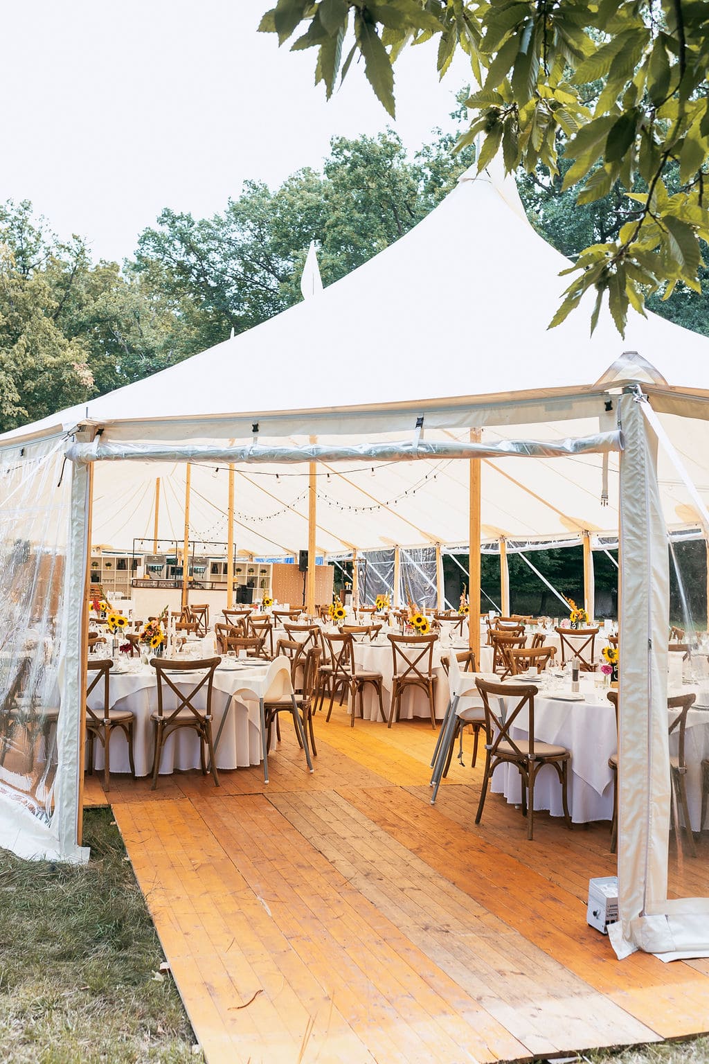 Zelthochzeit Schlossgarten Weissenstein