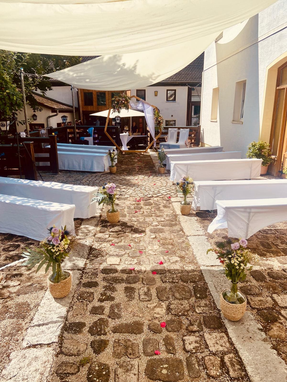 News: Nemsdorfer Hofgarten bei Schuler