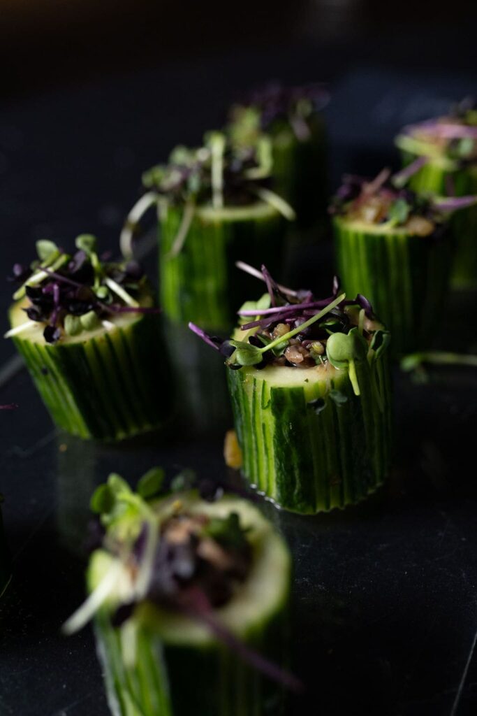 Nahaufnahme von vegetarischen Häppchen 